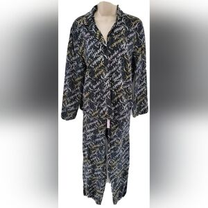 Victorias Secret Her Dreamer Black Logo Flannel Pajama Set Long Sleeve top Pants